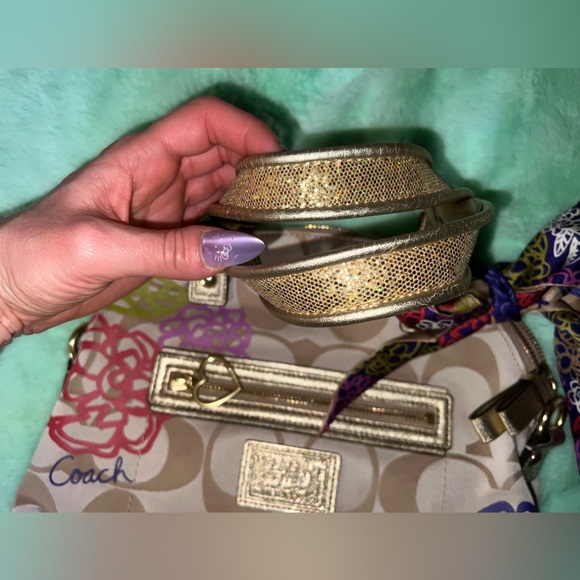 Coach Poppy Crossbody Beige and Multicolor Floral Handbag - Picture 3 of 13